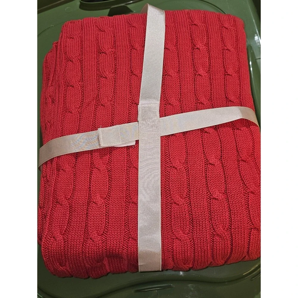 NWT Lauren Ralph Lauren Red Jamie Cable Knit Throw Blanket 50x70